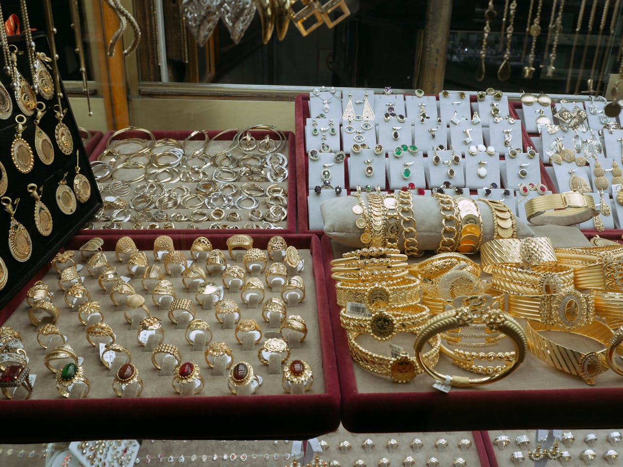 Bijoux modernes